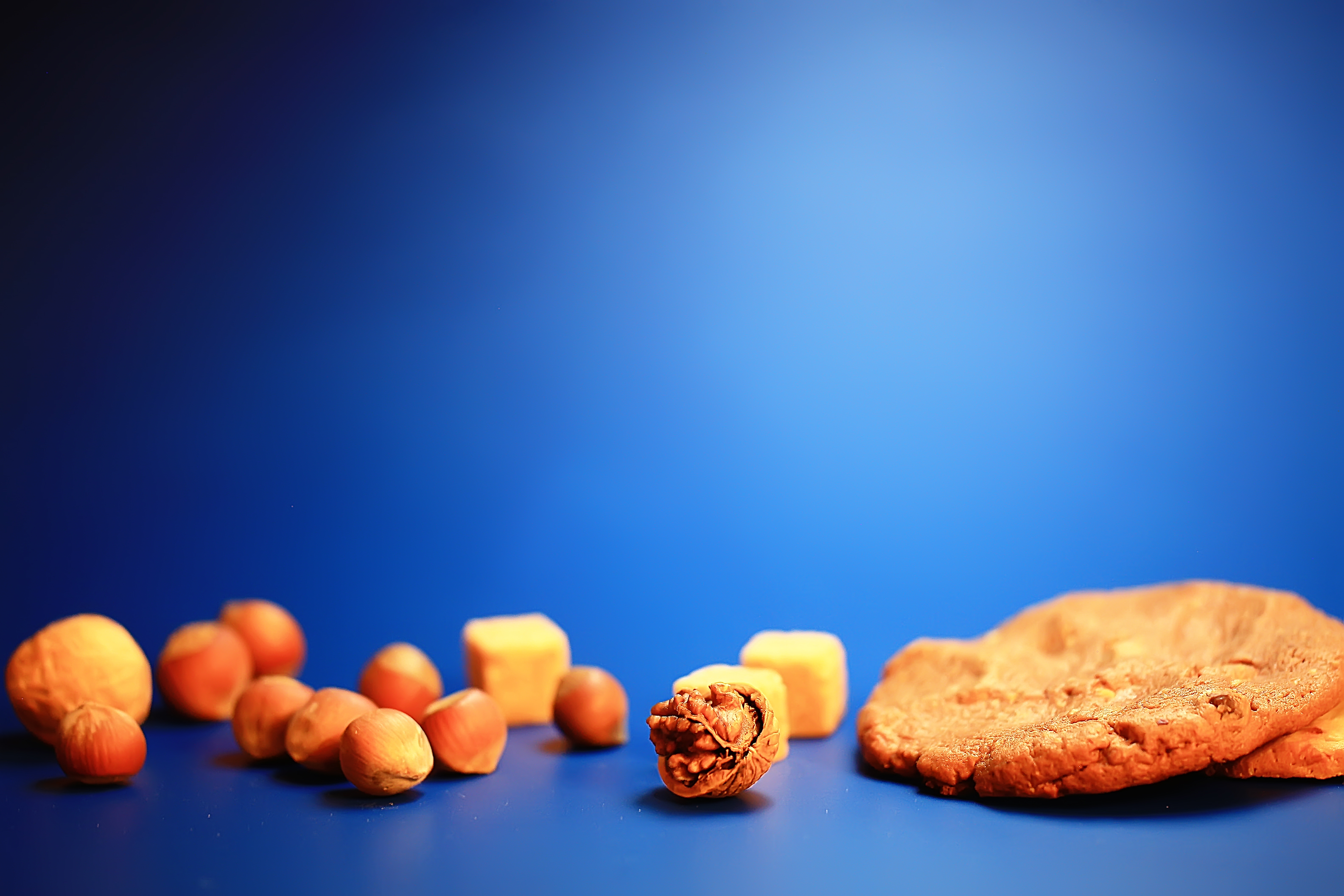 Biscuits and nuts